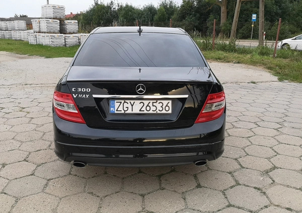 Mercedes-Benz Klasa C cena 31000 przebieg: 370000, rok produkcji 2007 z Krajenka małe 92